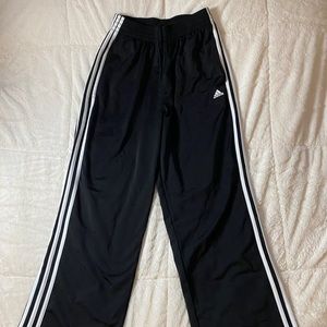 Men’s size M Adidas pants